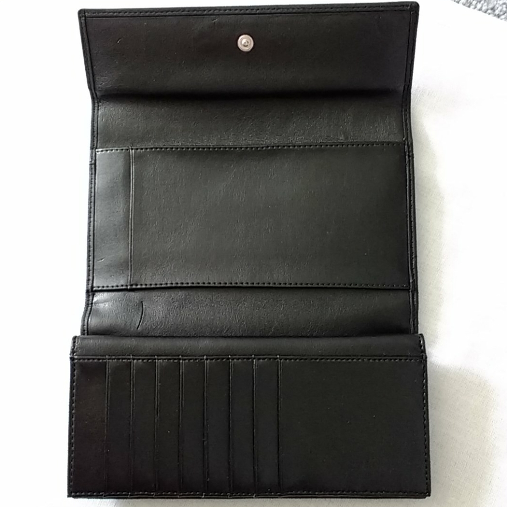Tri-fold Clutch Leather Wallet